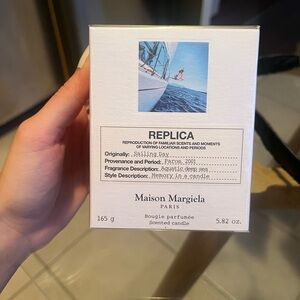 Replica Sailing Day candle 165 g Maison Margiela